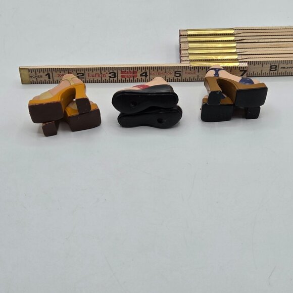 Bratz Doll Shoe Set: Style It Jade Red Meygan Navy Brown Cloe Orange Chunky Heel - Picture 5 of 5